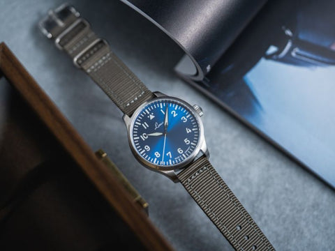 Flieger "Augsburg"Blaue Stunde